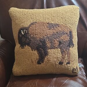 Hooked Wool Buffalo Accent Pillow in Carmel & Dsrk Brown Velvet On The Back